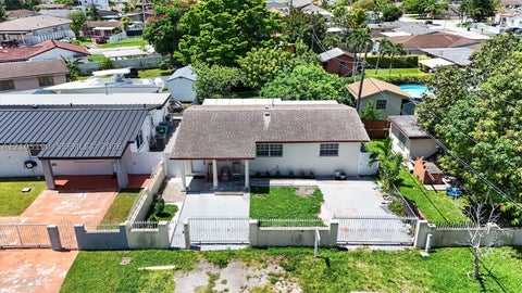 Photo of 11970 SW 4th Ter, Miami, FL 33184 (MLS # A12105190)