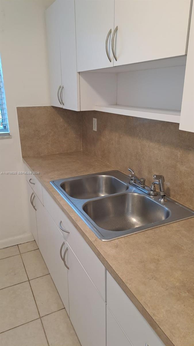 PALMS AT DANIA BEACH COND - Residential