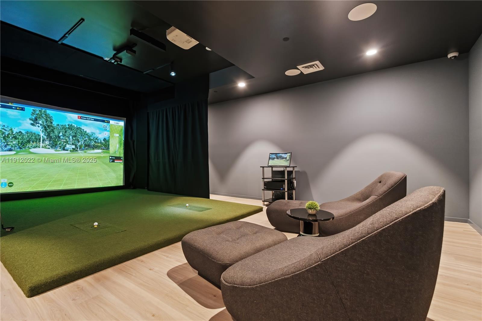 Slate Hallandale - Residential Lease