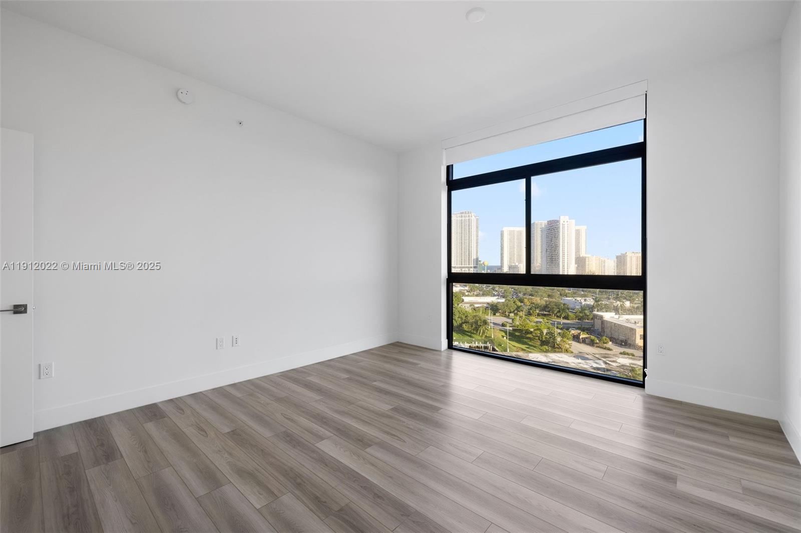 Slate Hallandale - Residential Lease