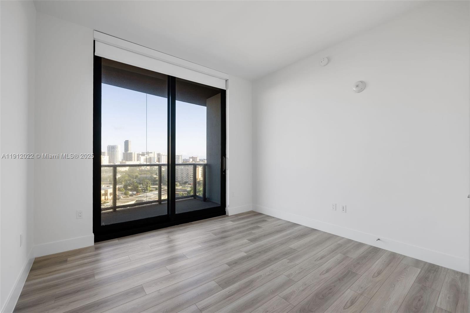 Slate Hallandale - Residential Lease