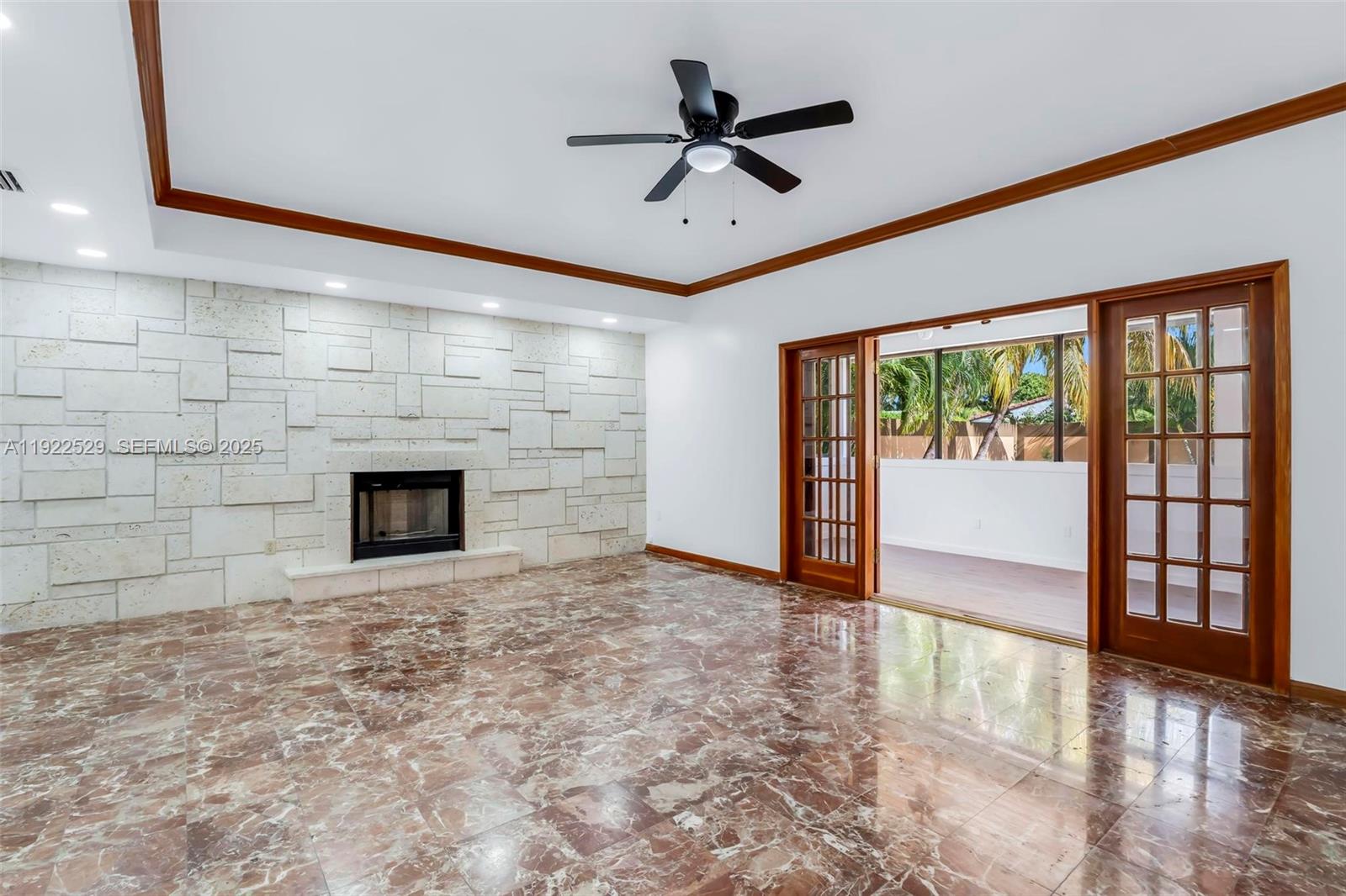 BRICKELL ESTATES - Residential