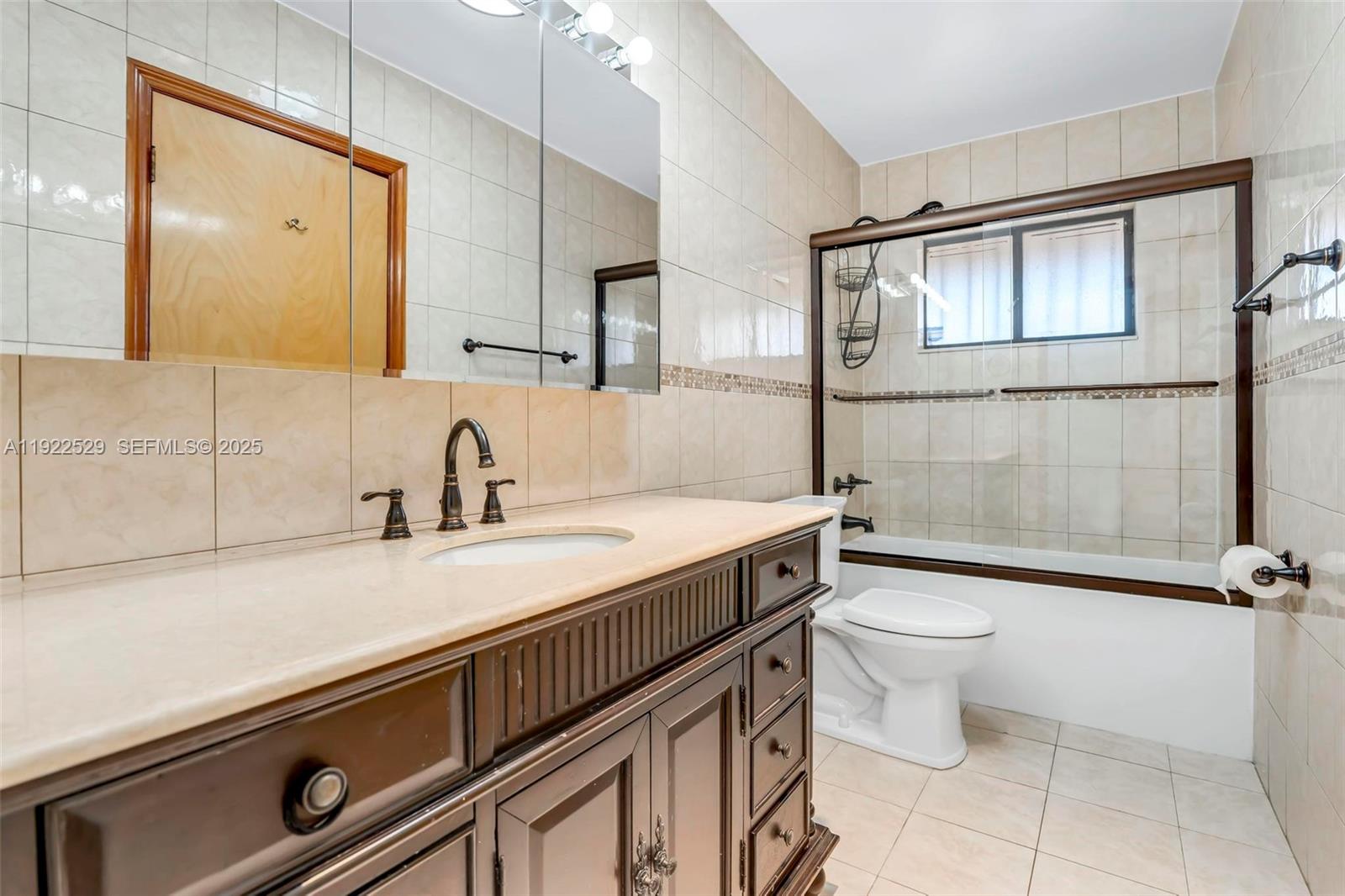 BRICKELL ESTATES - Residential