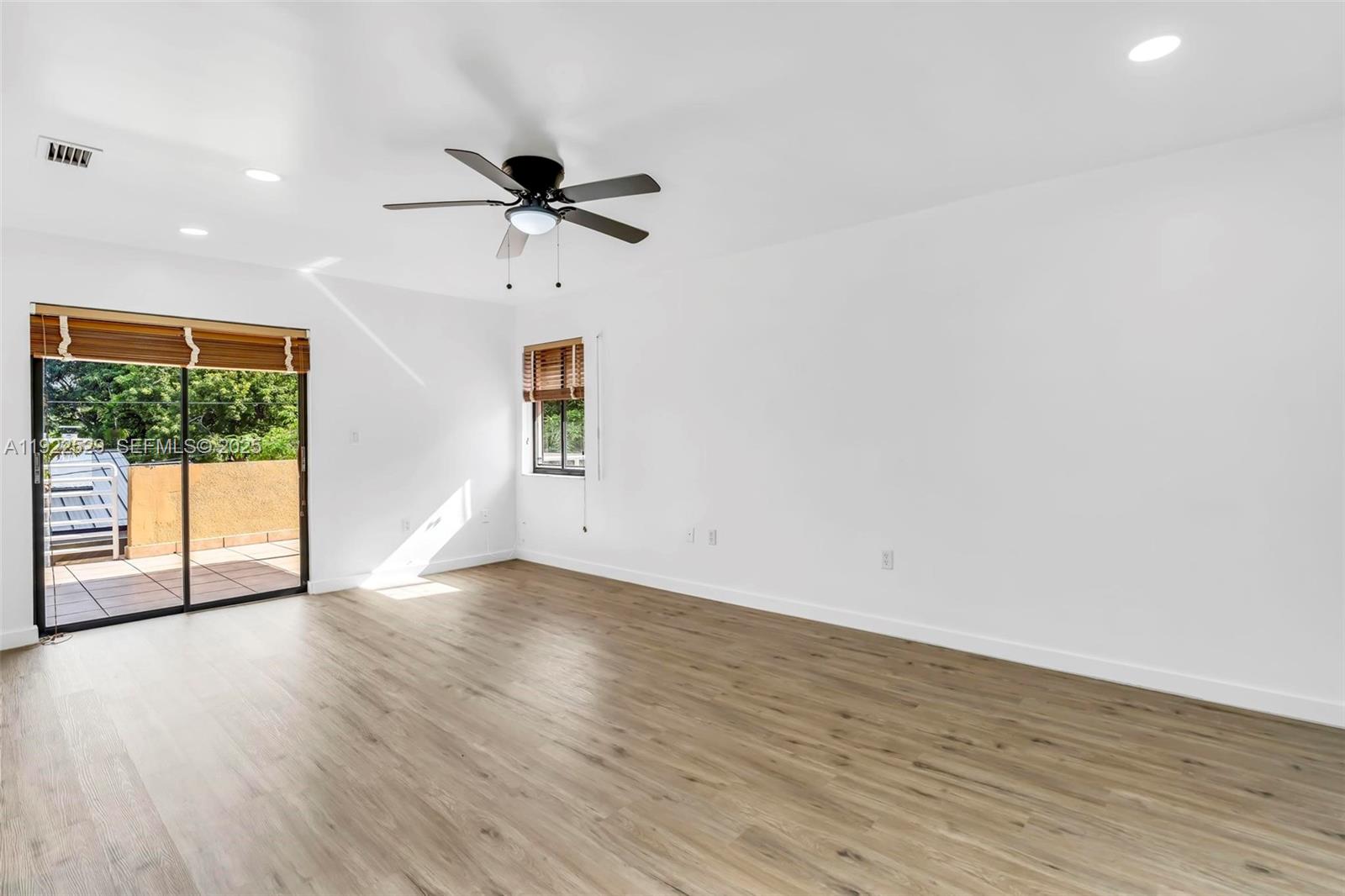 BRICKELL ESTATES - Residential