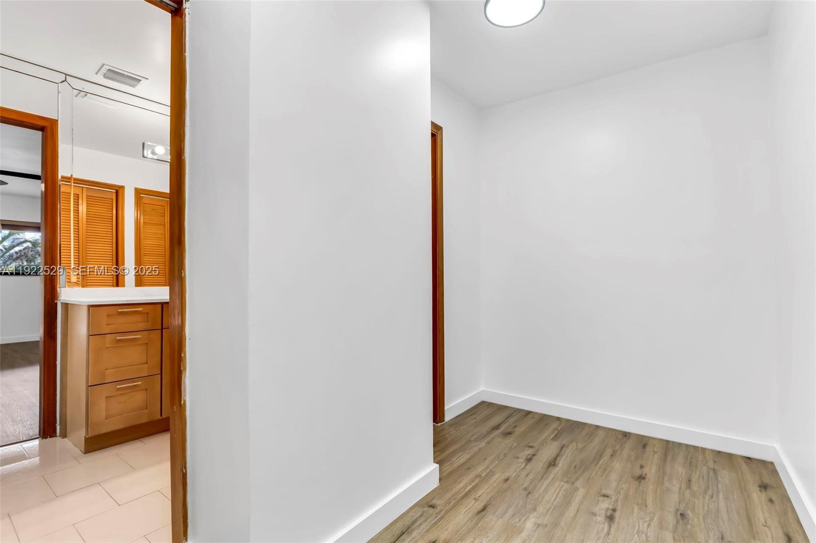 BRICKELL ESTATES - Residential