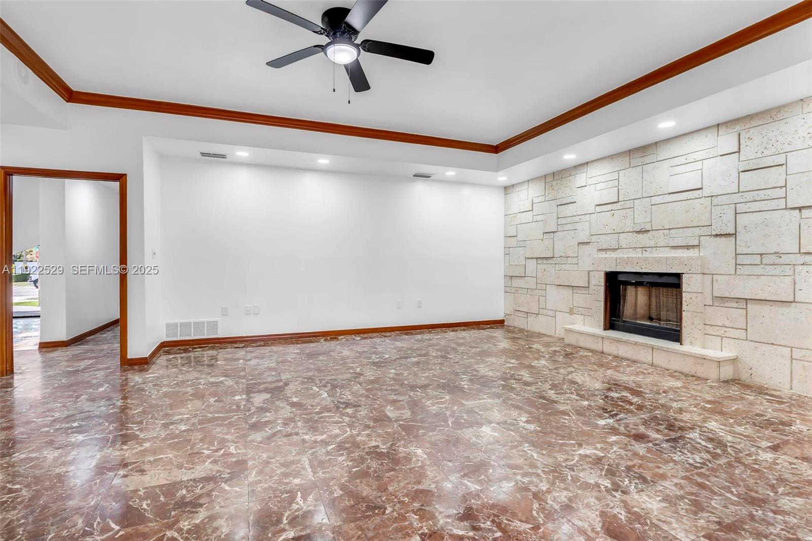 BRICKELL ESTATES - Residential