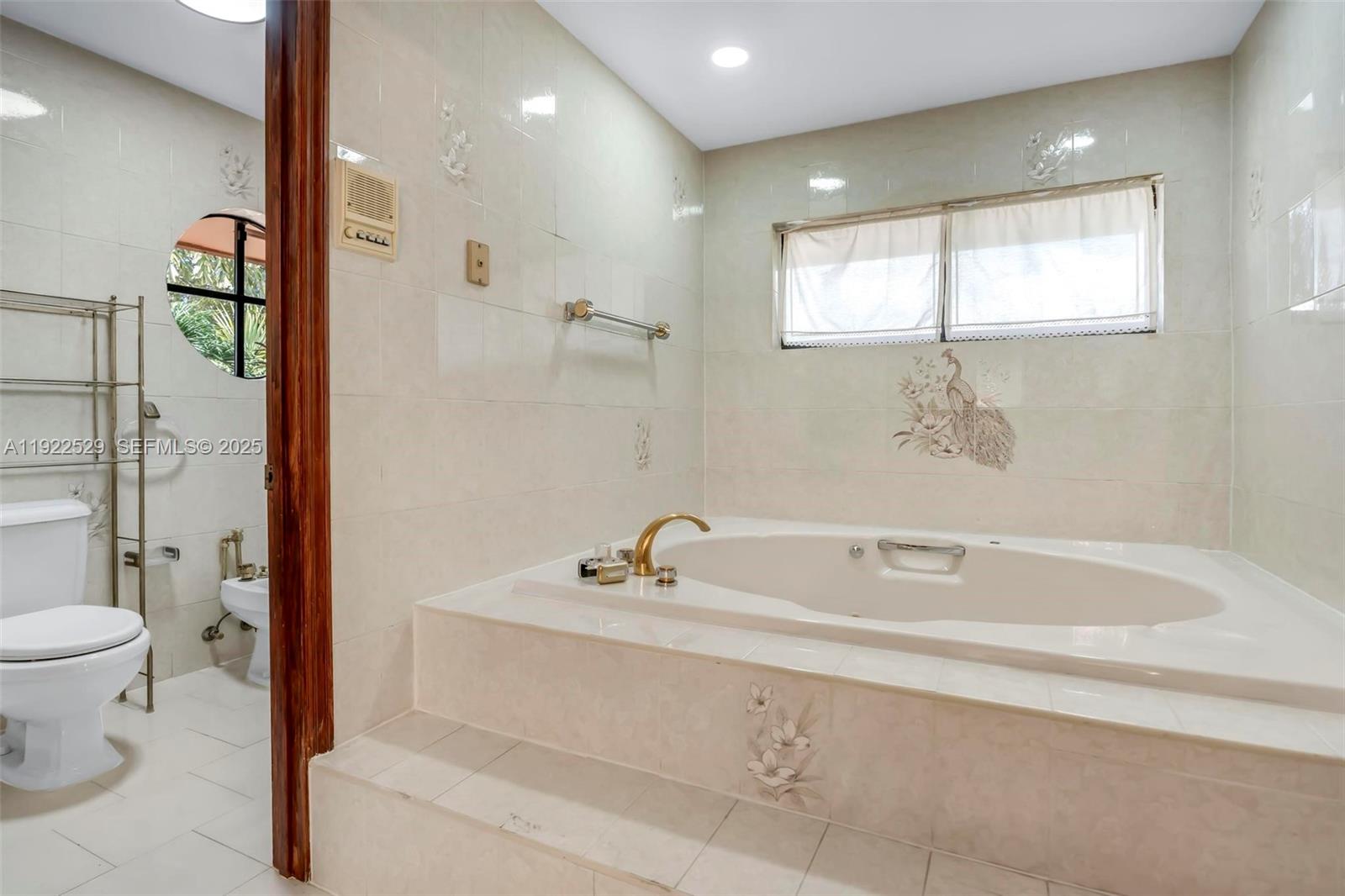 BRICKELL ESTATES - Residential