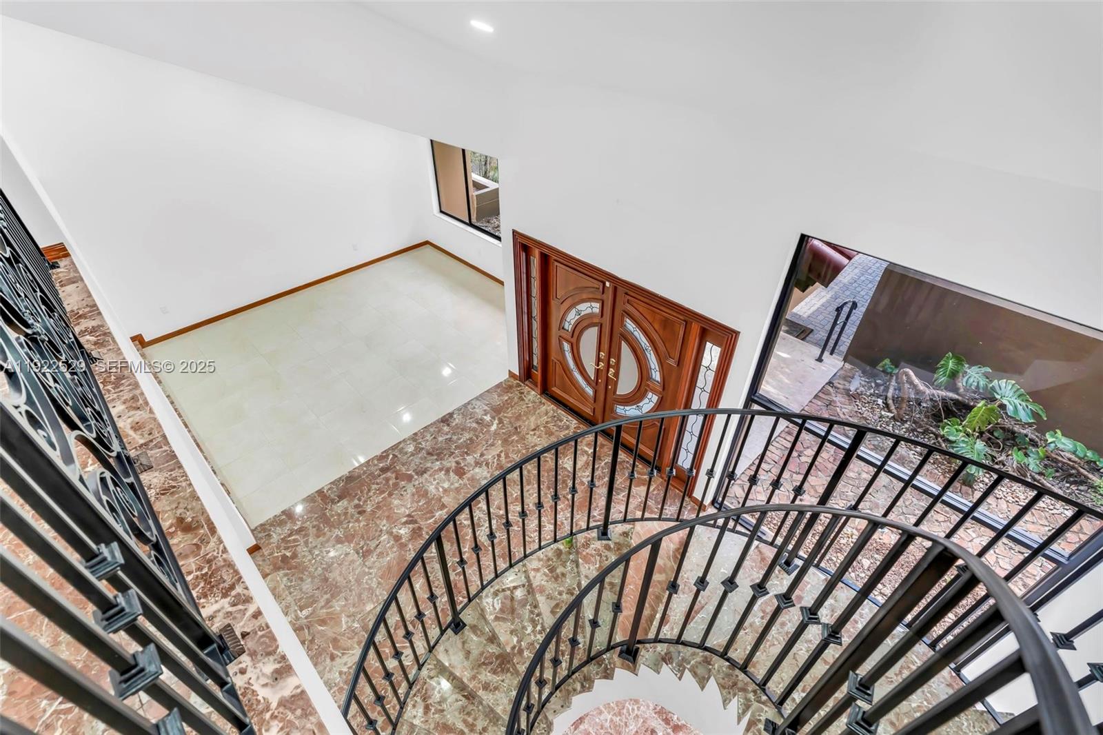 BRICKELL ESTATES - Residential