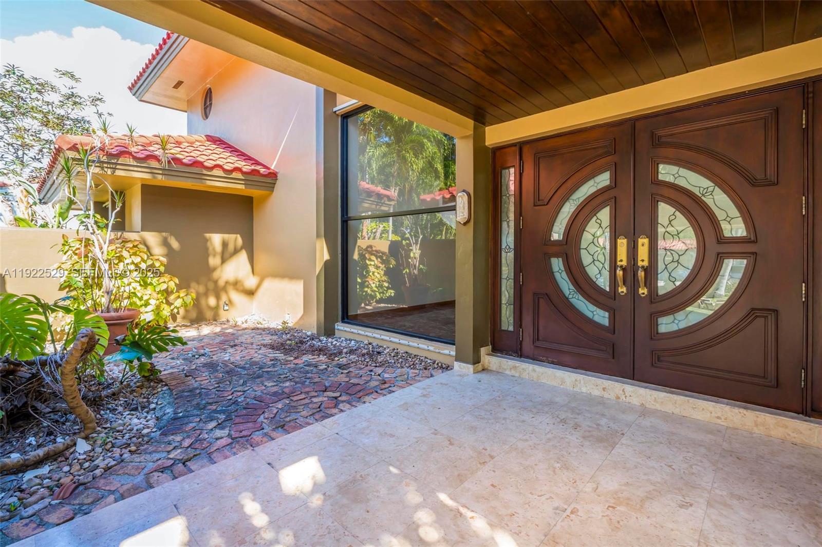 BRICKELL ESTATES - Residential