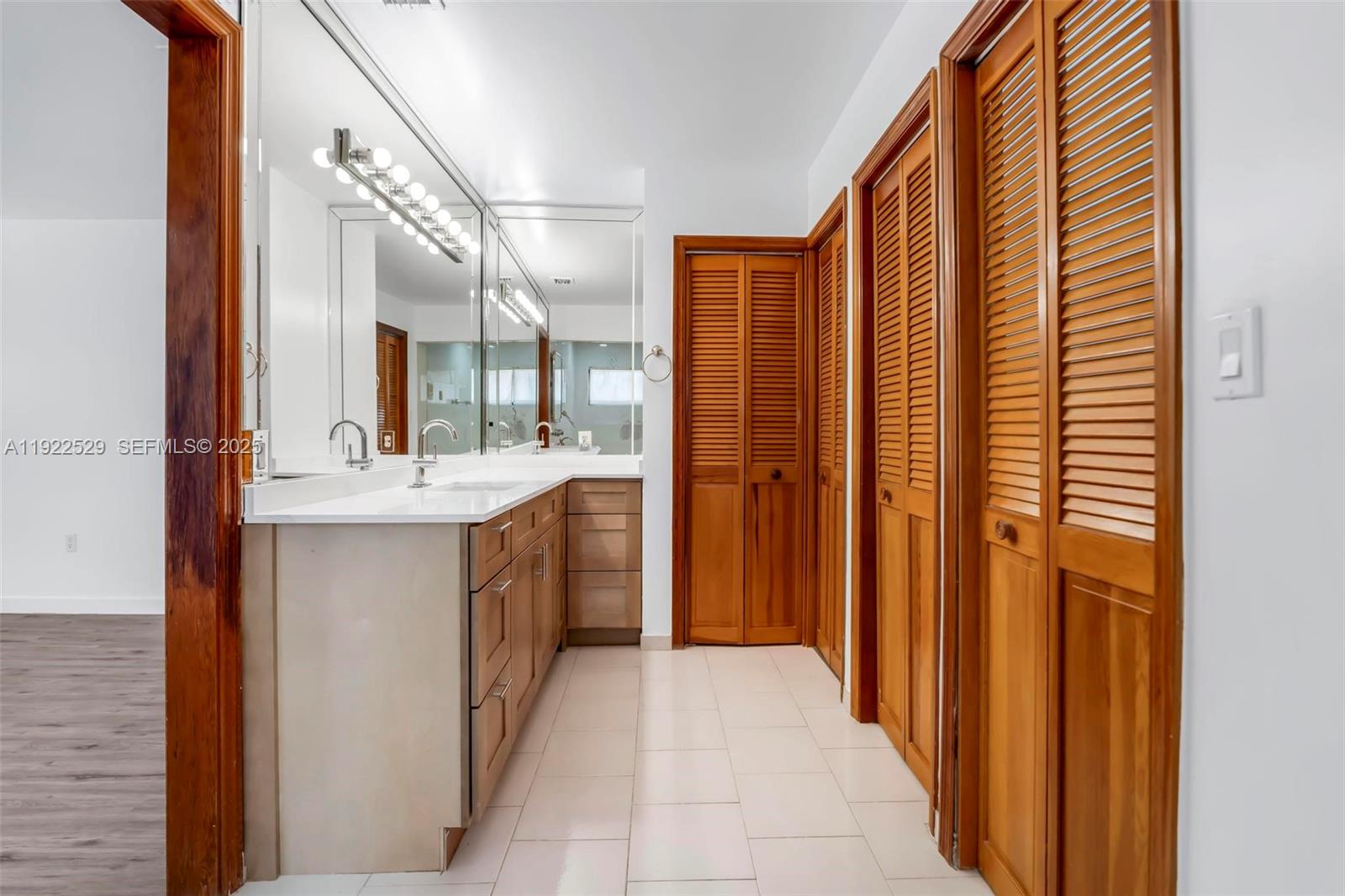 BRICKELL ESTATES - Residential