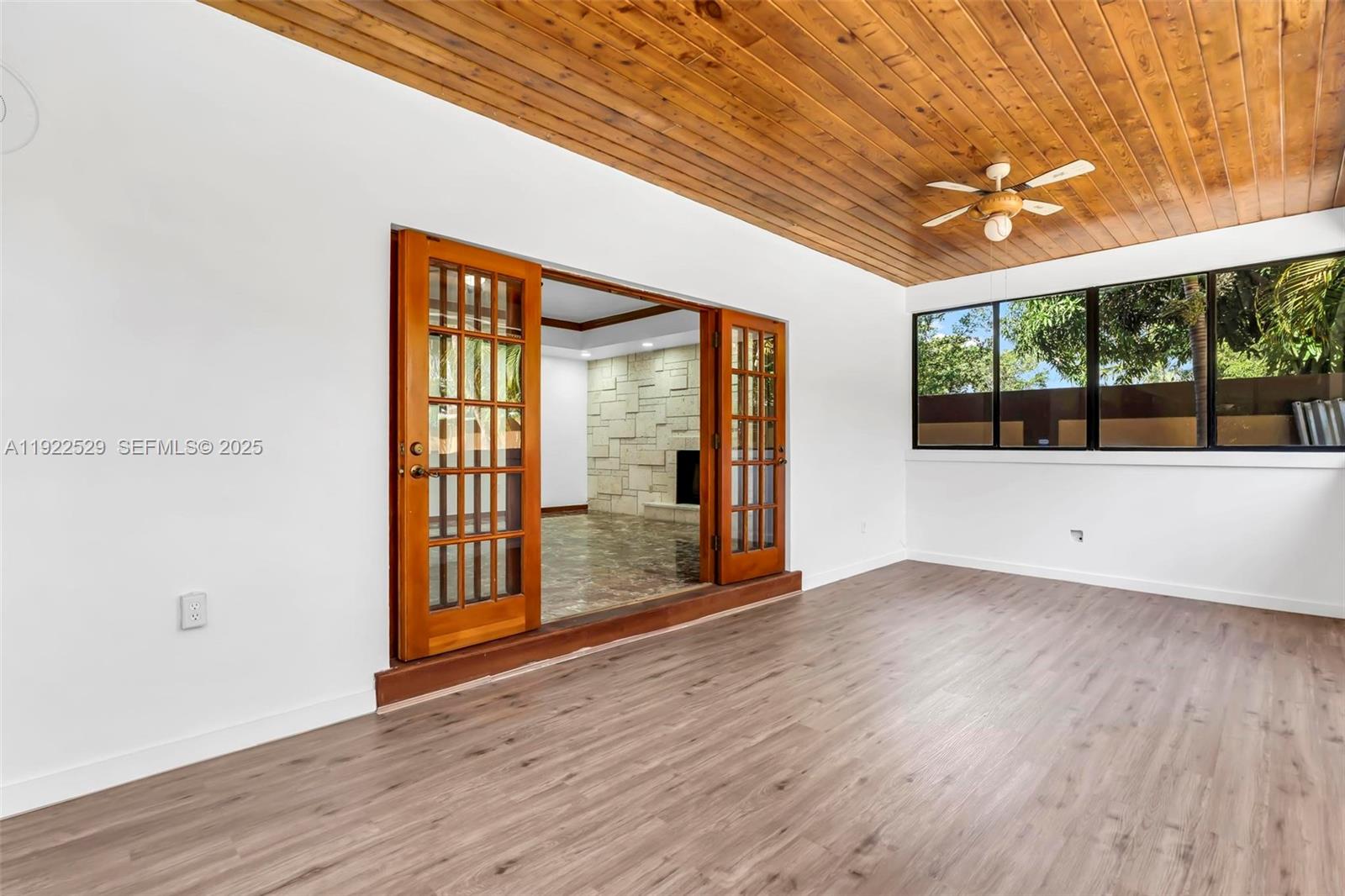 BRICKELL ESTATES - Residential