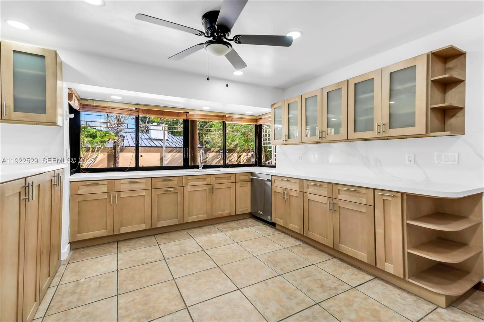 BRICKELL ESTATES - Residential