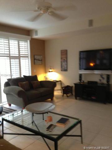 Catalina Lakes - Residential Lease