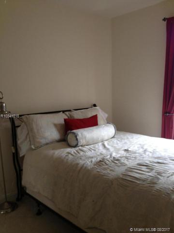 Catalina Lakes - Residential Lease