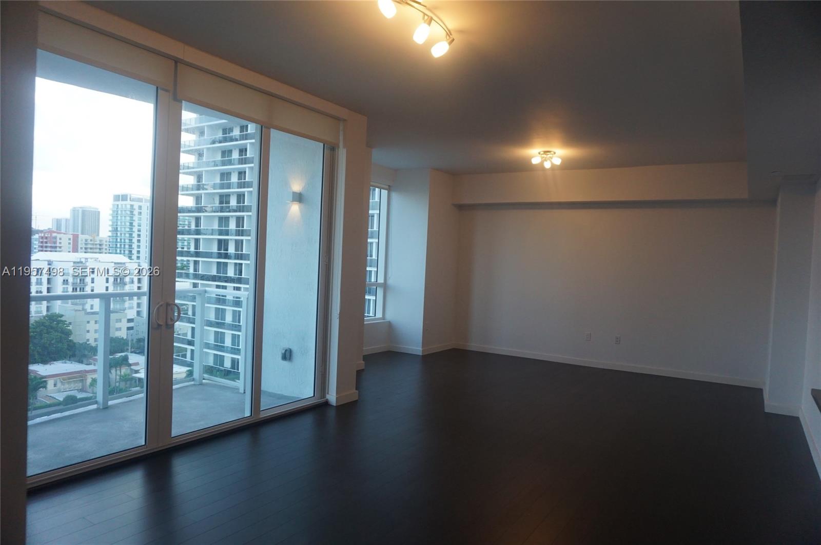 THE CRIMSON CONDOMINIUM - Residential