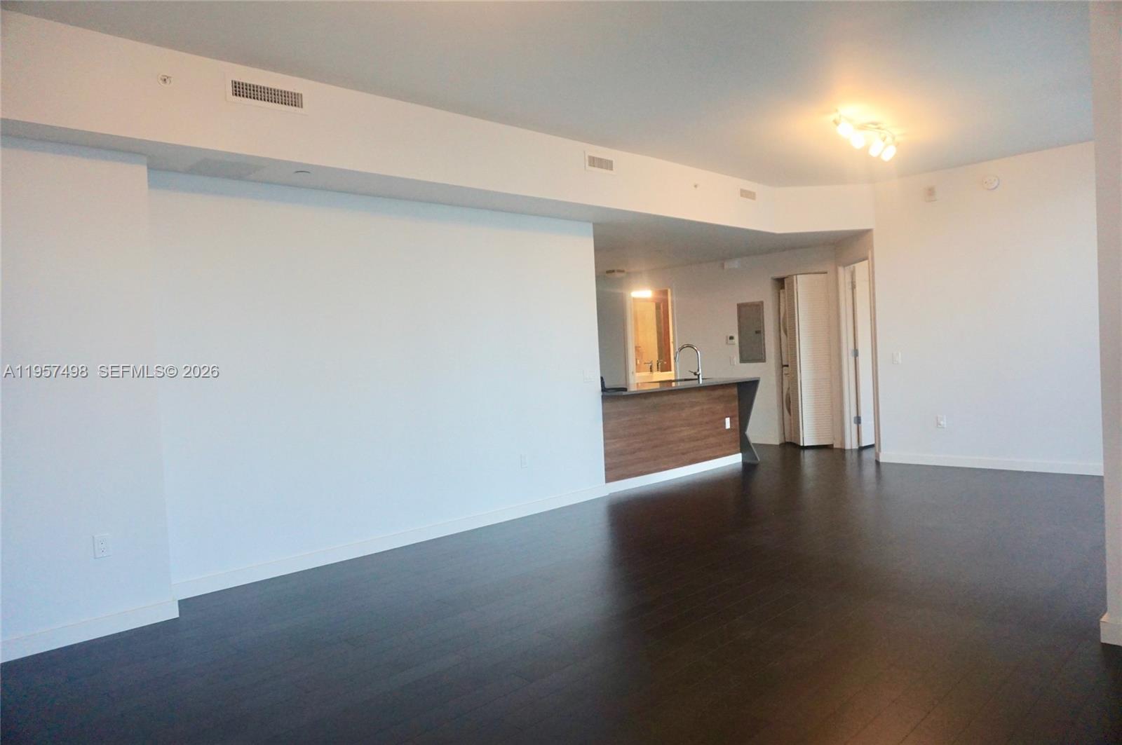 THE CRIMSON CONDOMINIUM - Residential