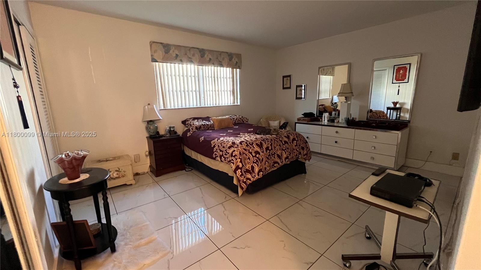 610 NE 12th Ave 102