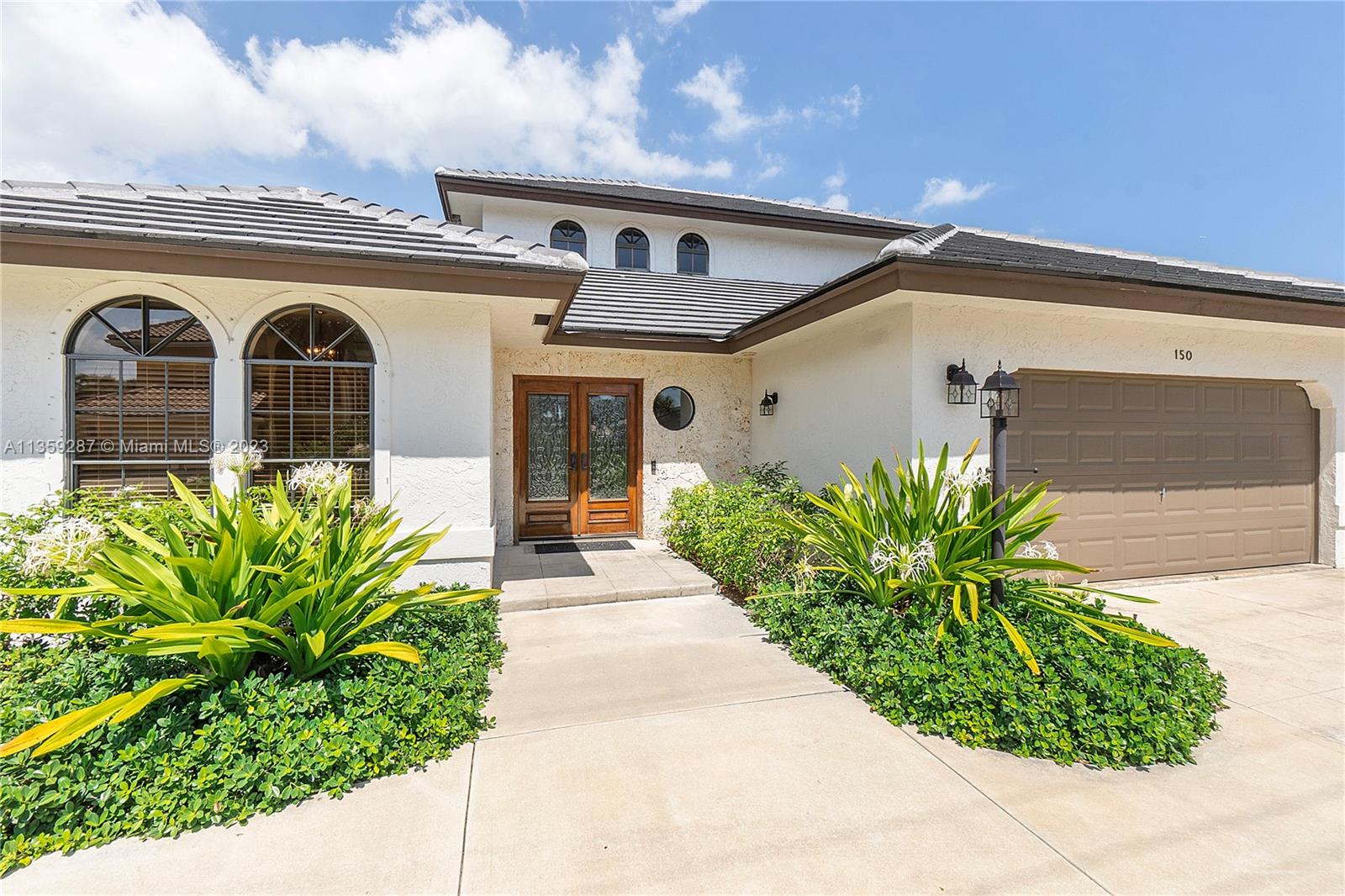 Property for Sale at 150 Lucina Dr, Hypoluxo, Palm Beach County, Florida - Bedrooms: 3 
Bathrooms: 4.5  - $1,099,000