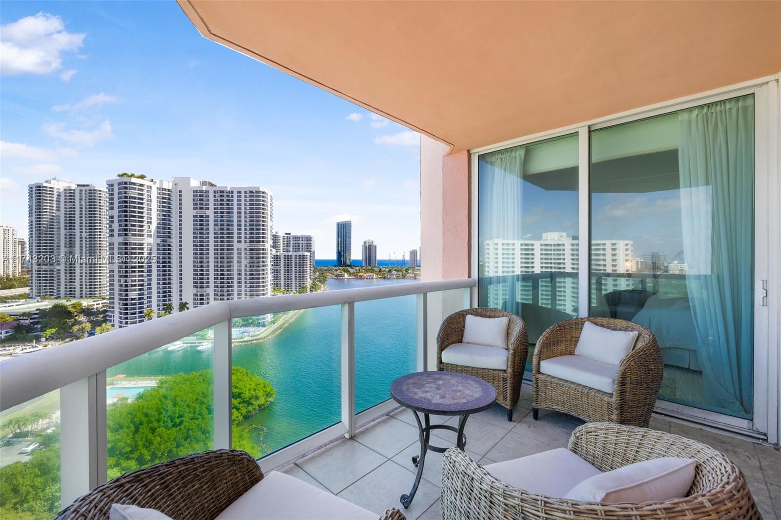 3370 Hidden Bay Dr 1702