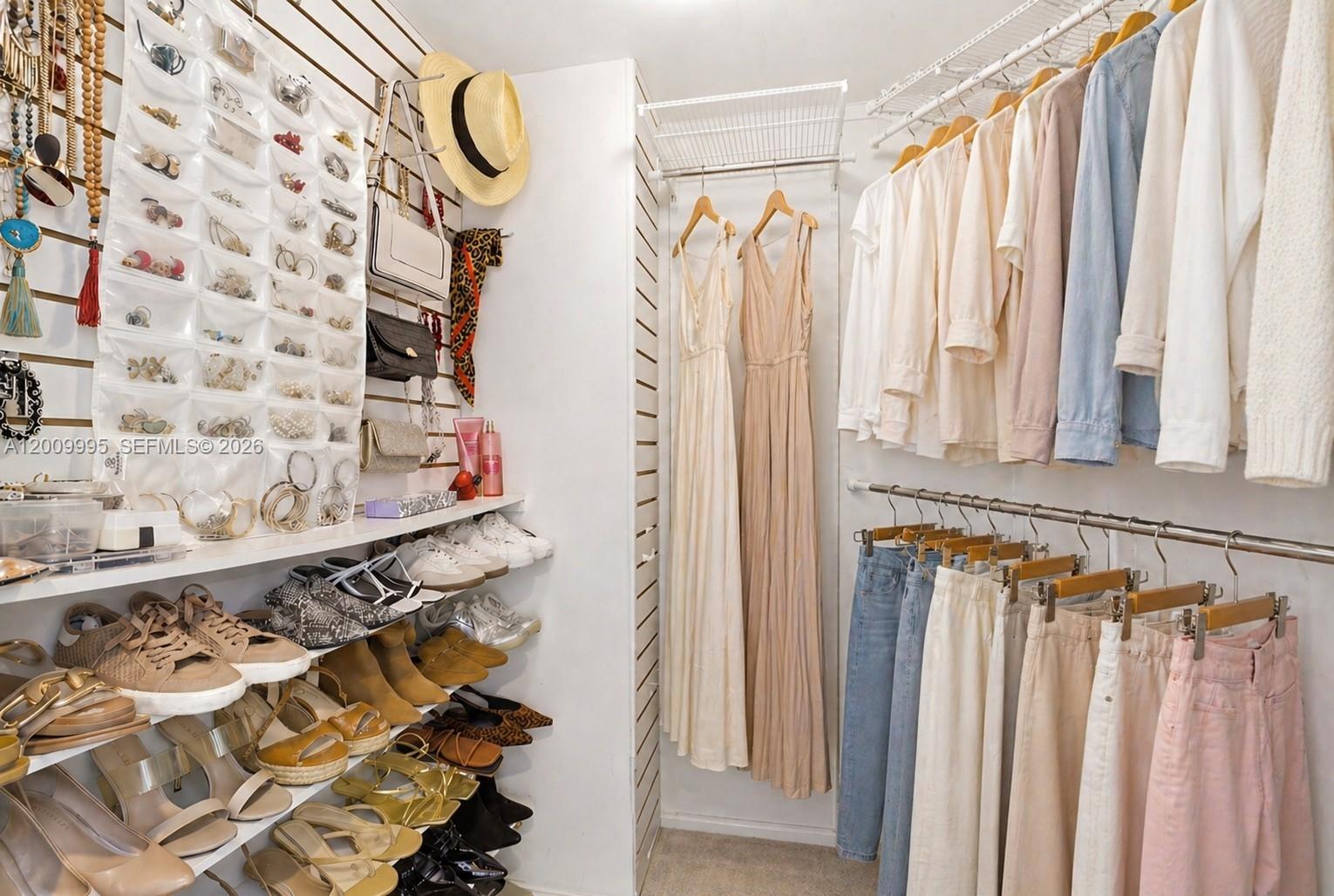 MIDTOWN LOFTS CONDO - Residential