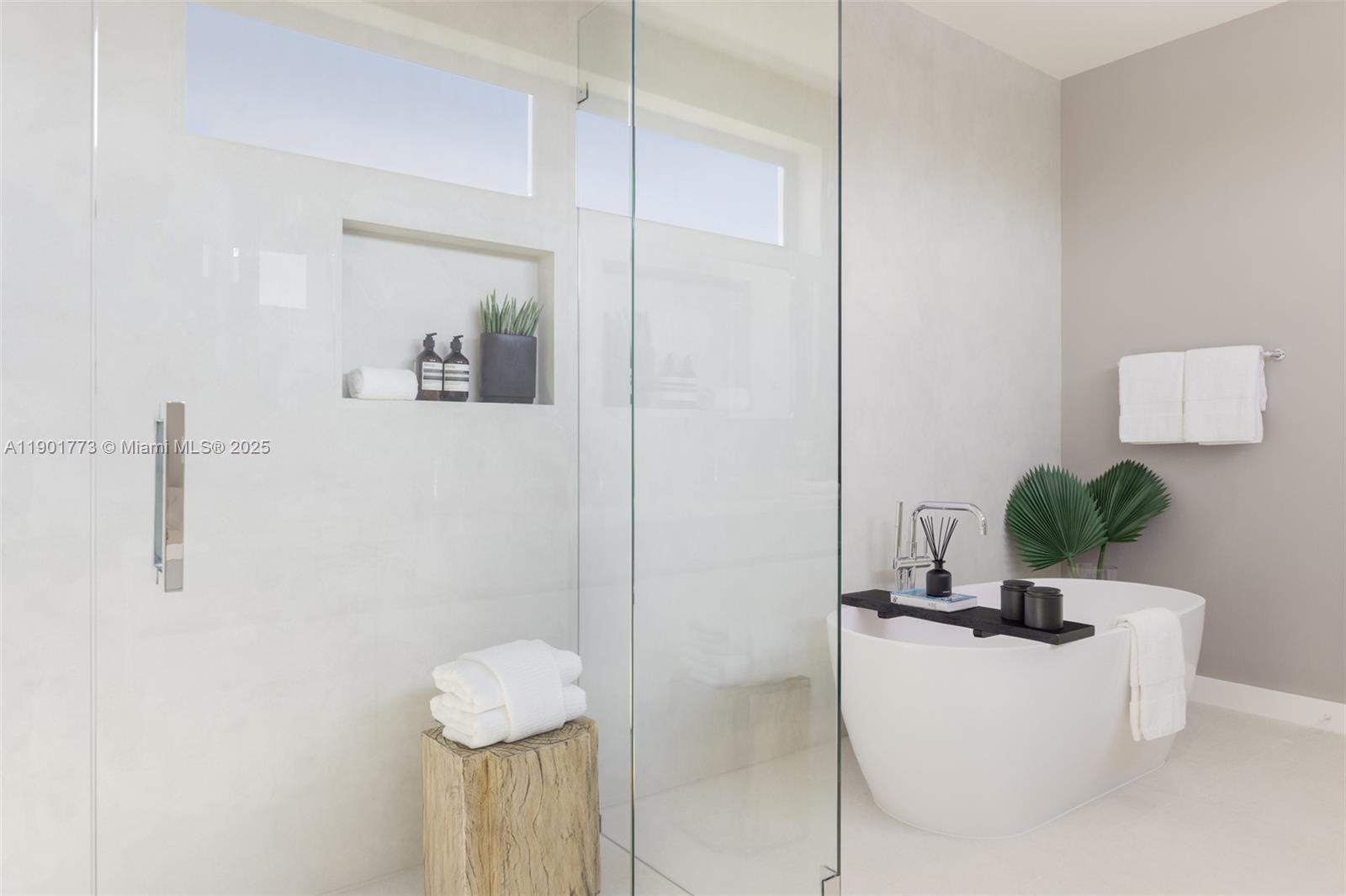 BRICKELL ESTATES - Residential