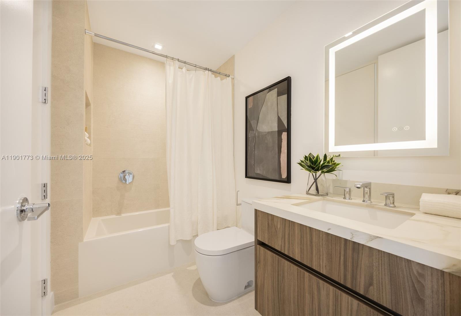 BRICKELL ESTATES - Residential
