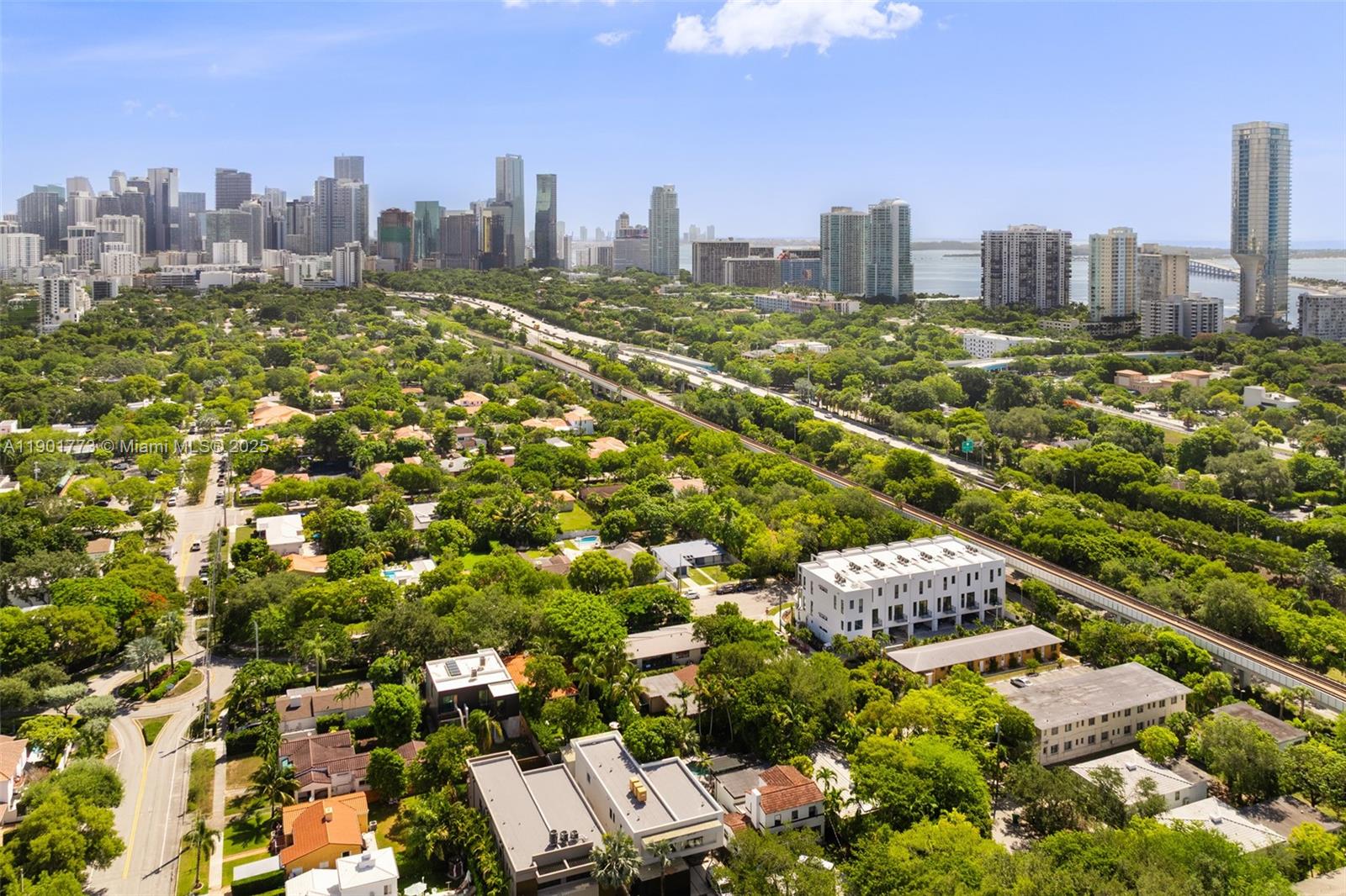 BRICKELL ESTATES - Residential