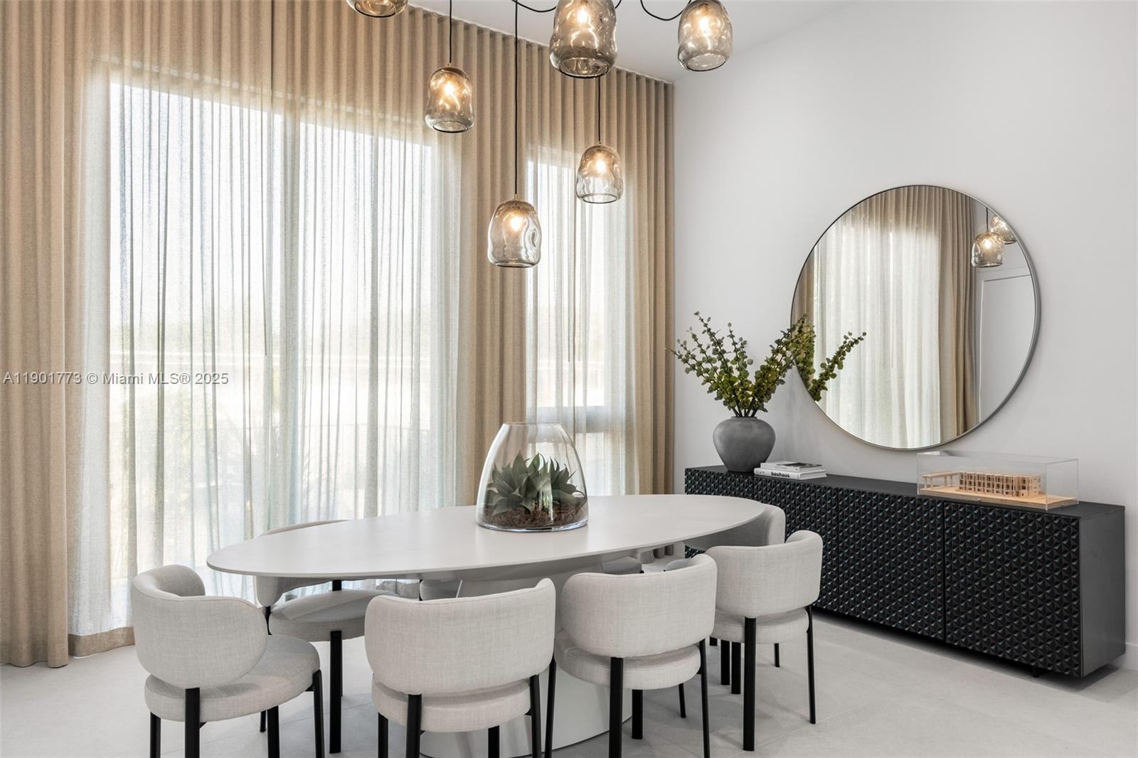 BRICKELL ESTATES - Residential