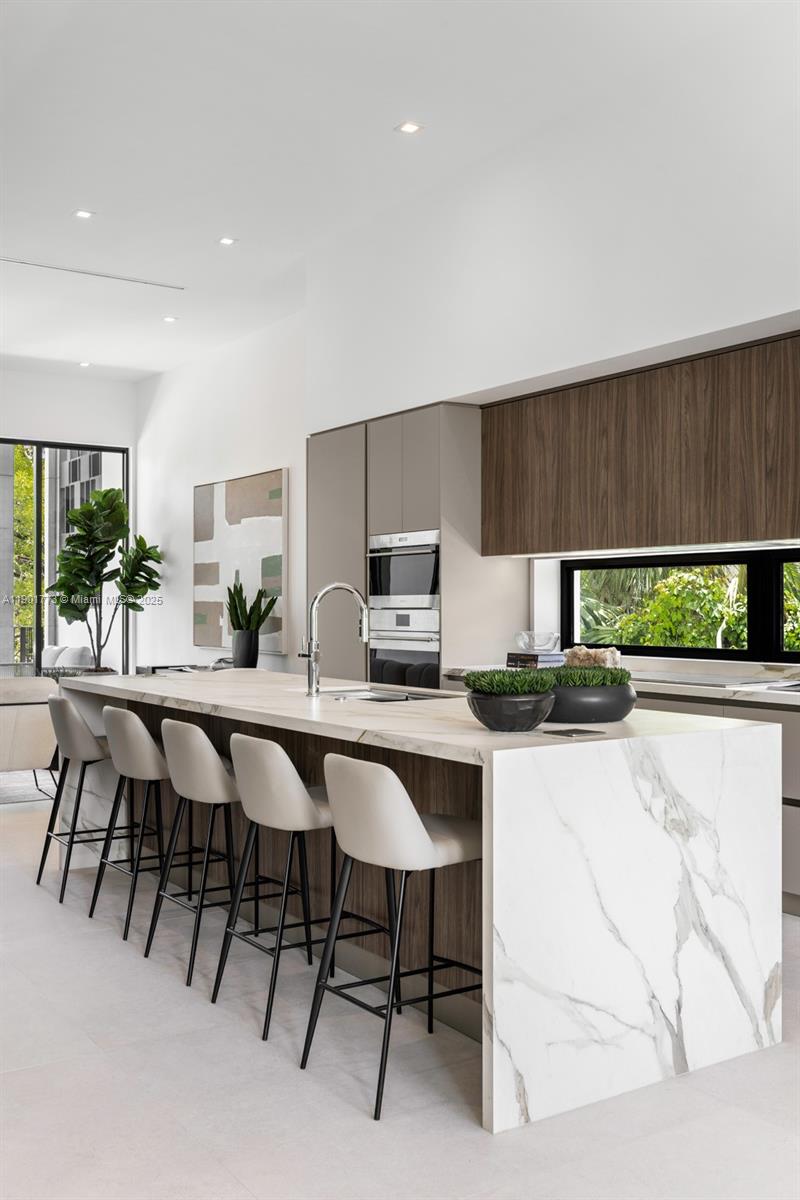 BRICKELL ESTATES - Residential