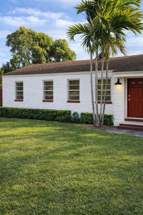 5800 SW 61st St Miami FL 33143