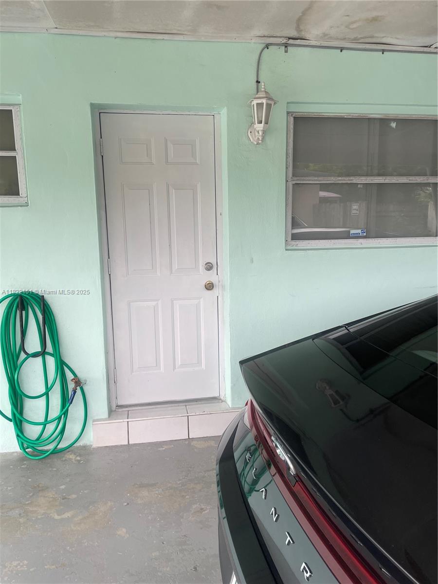 1841 SW 42nd Ter