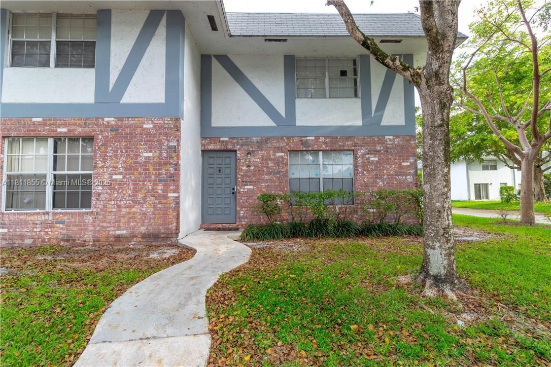 7503 Kimberly Blvd 114, North Lauderdale, Miami-Dade County, Florida - 2 Bedrooms  
2 Bathrooms - 