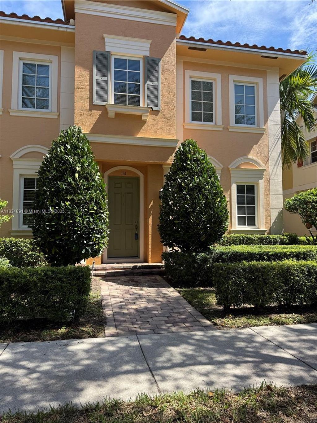 Photo of 131 Ennis Ln, Jupiter, FL 33458 (MLS # A11834891)