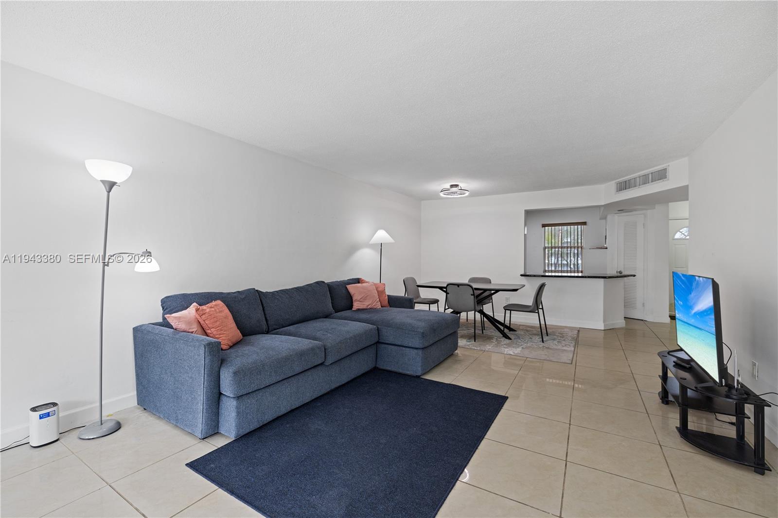 ROLLING GREEN CONDO C - Residential