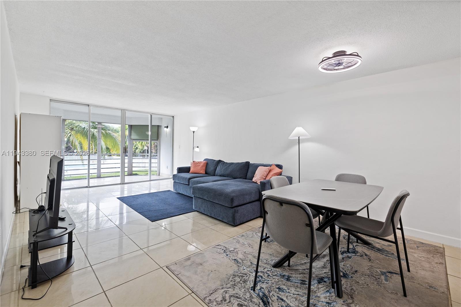 ROLLING GREEN CONDO C - Residential