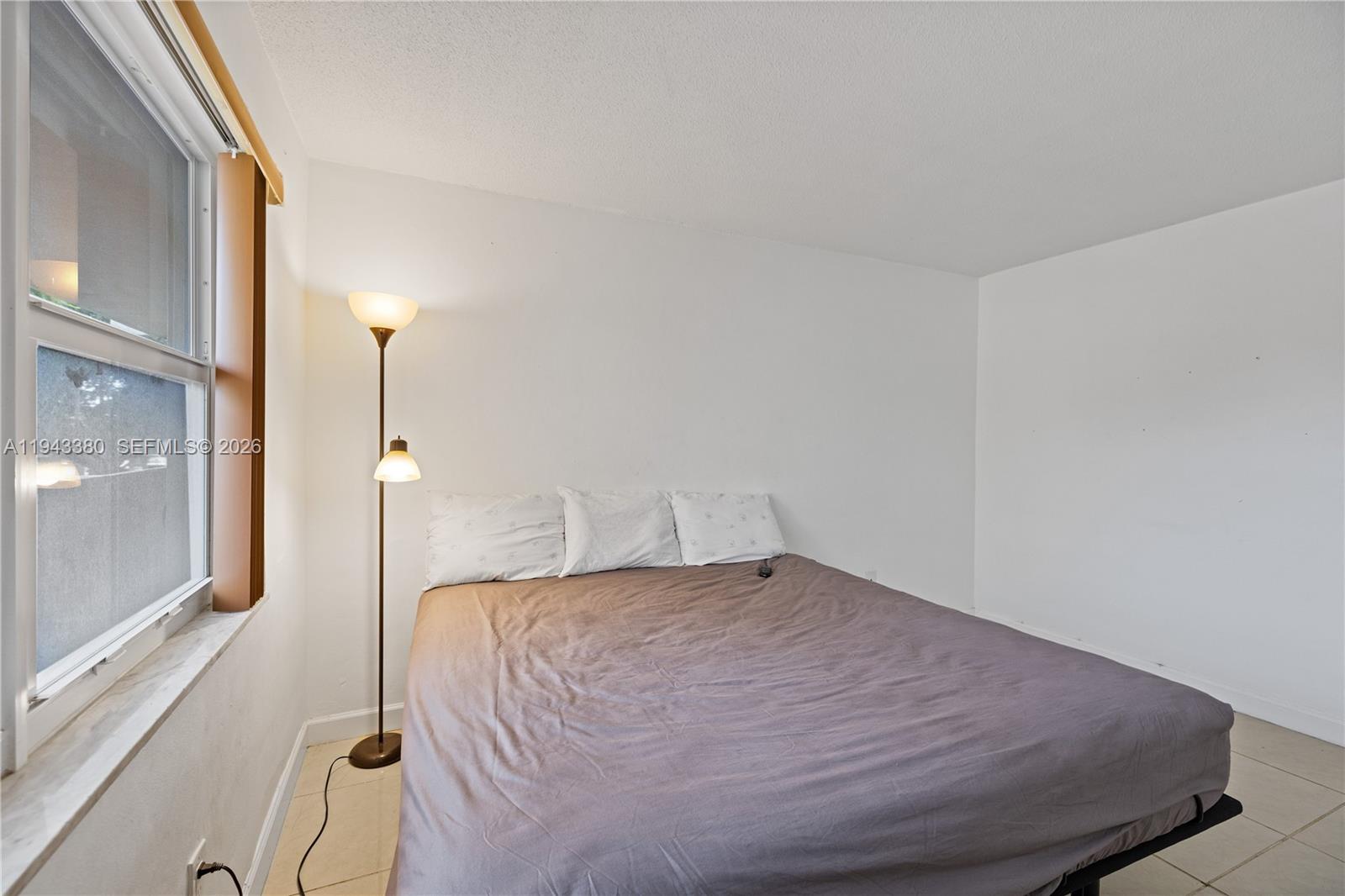 ROLLING GREEN CONDO C - Residential