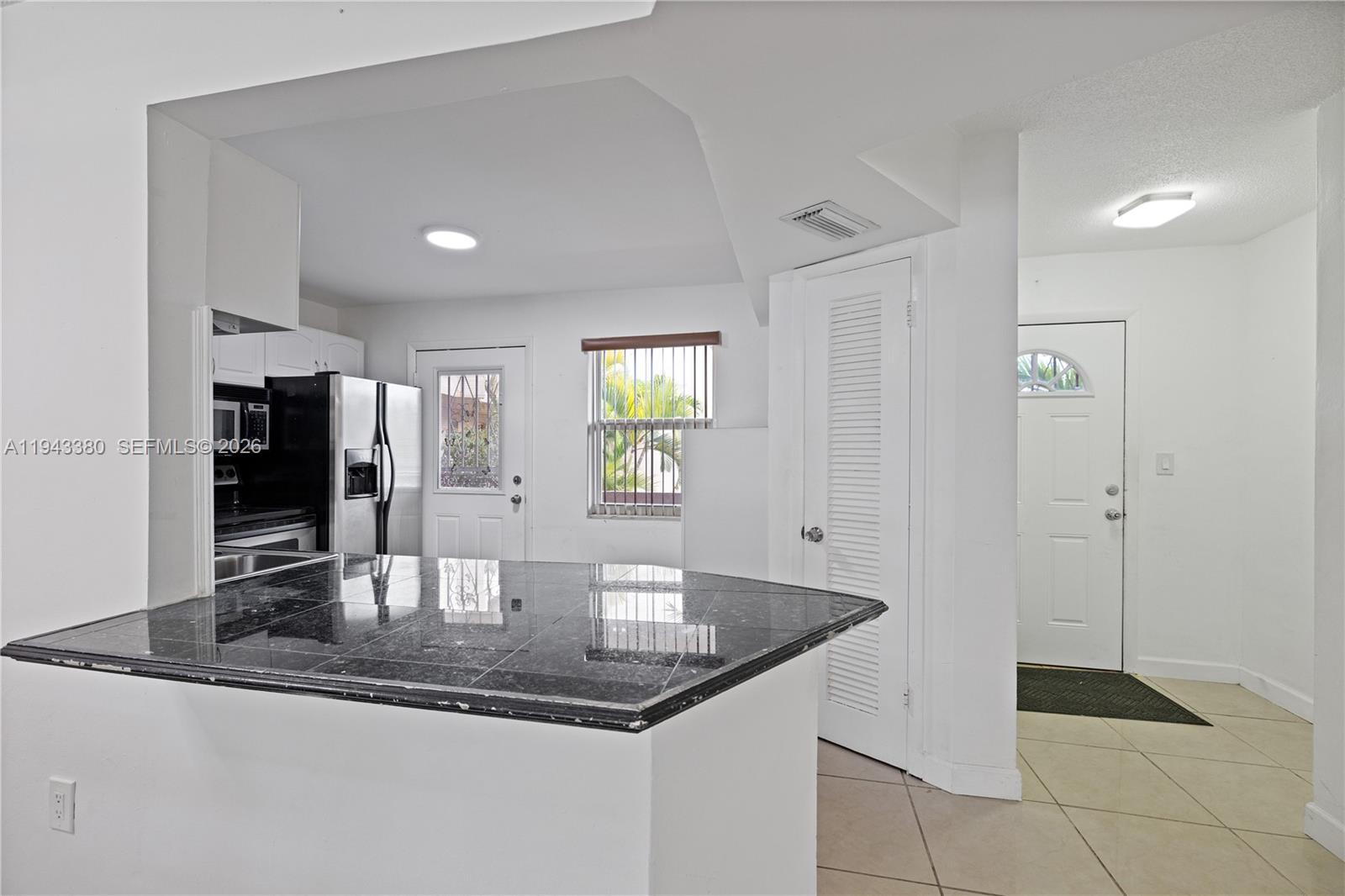 ROLLING GREEN CONDO C - Residential