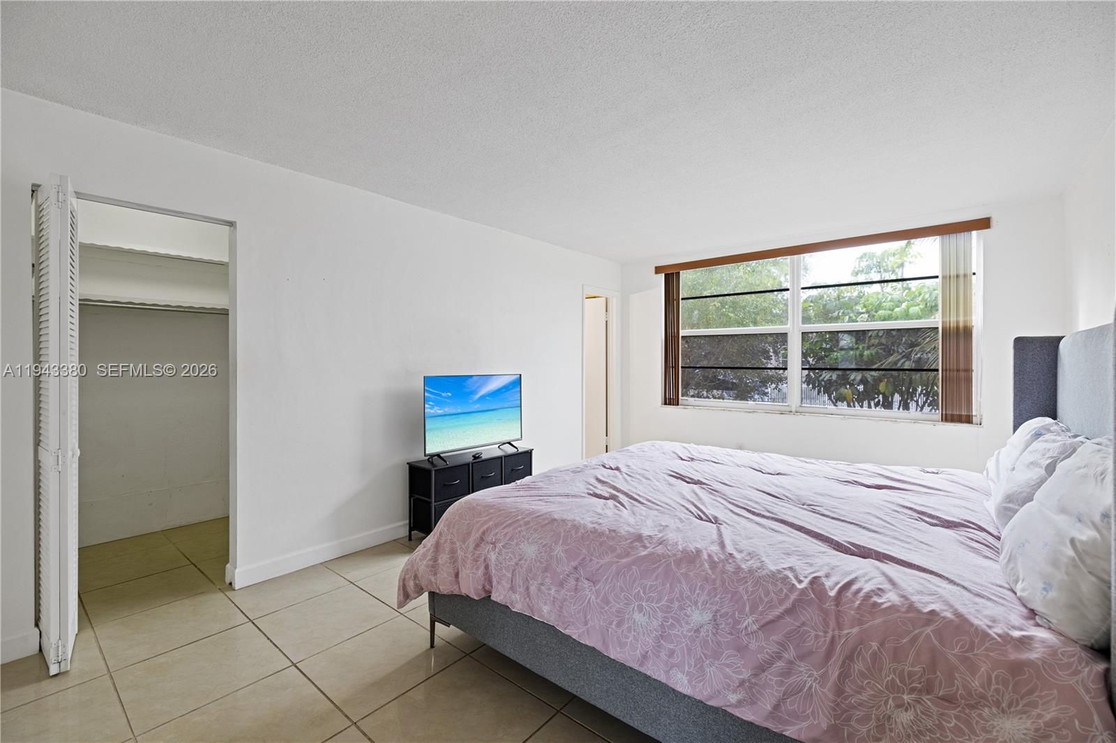 ROLLING GREEN CONDO C - Residential