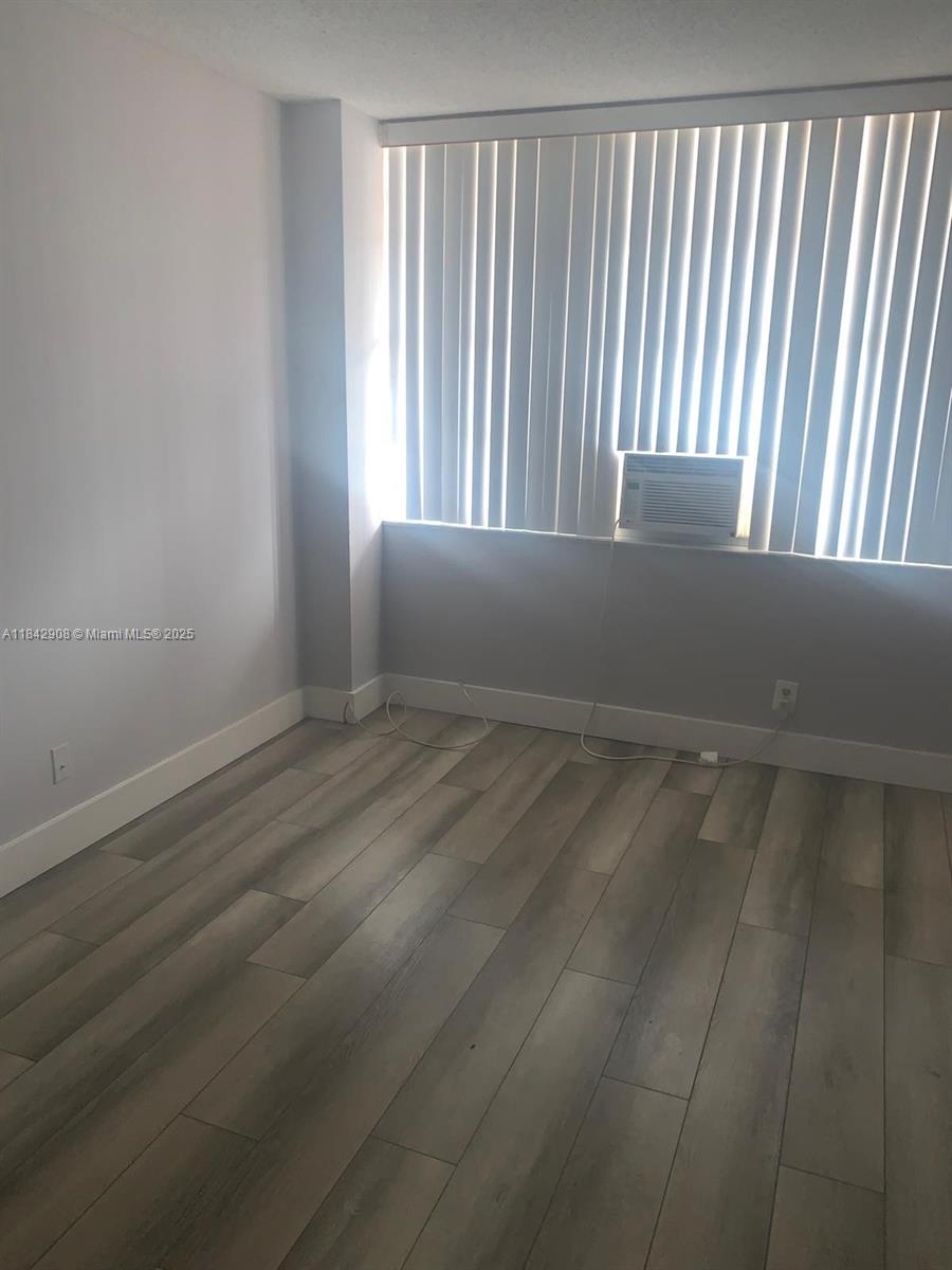 CRESTVIEW TOWERS CONDO - Residential Lease