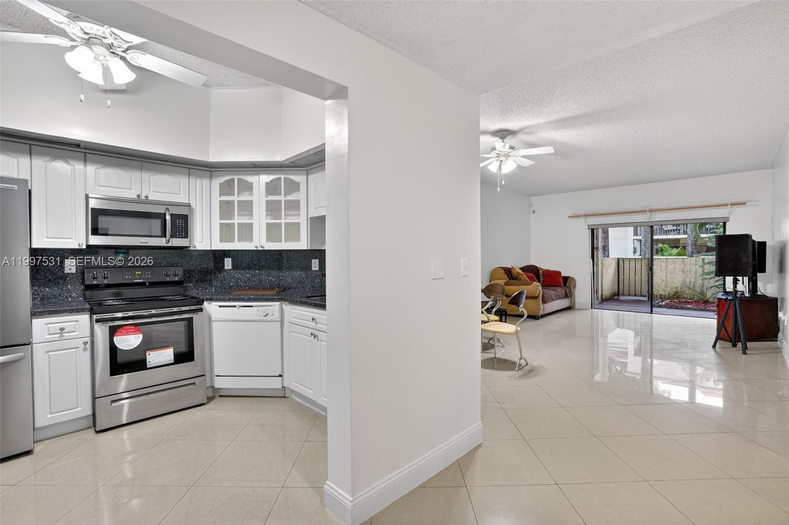 ELAN AT CALUSA CONDO IX - Residential Lease