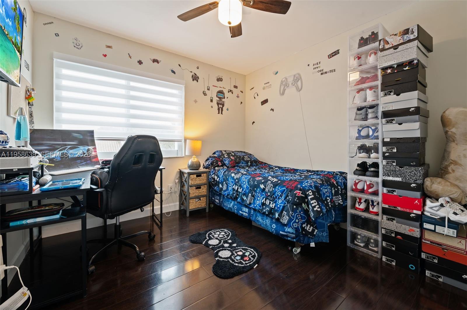 CHAPEL TRAIL II - Residential