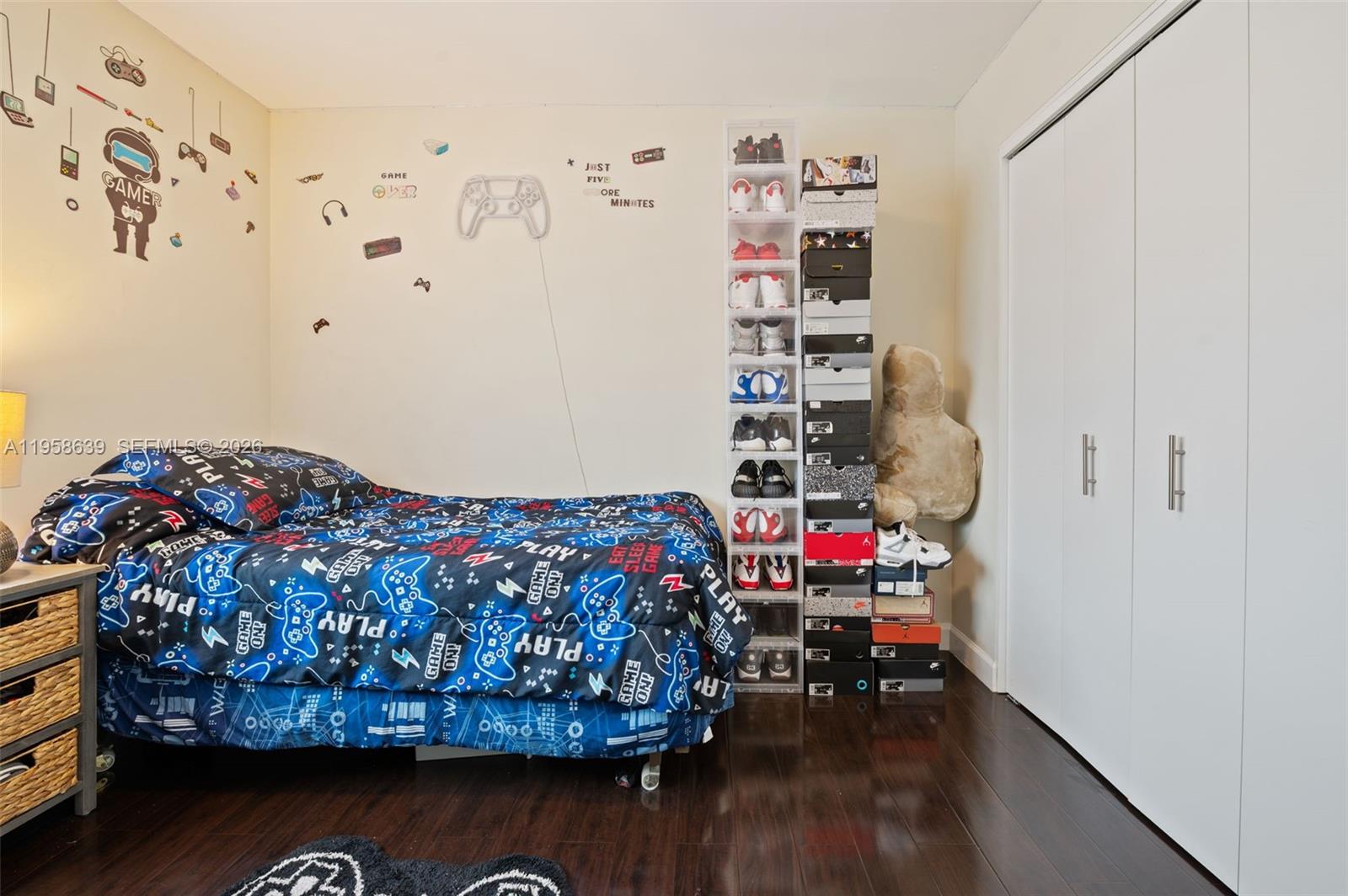 CHAPEL TRAIL II - Residential