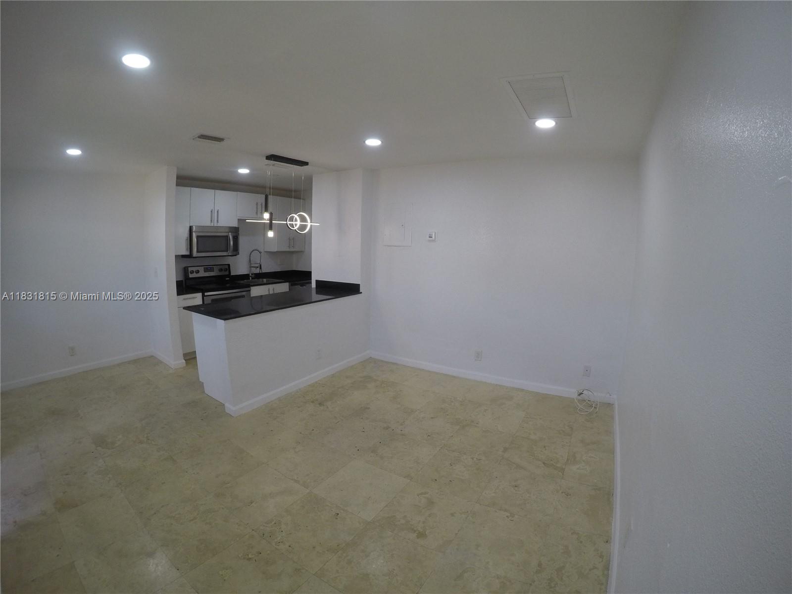 1204 NE 5th Ter 2