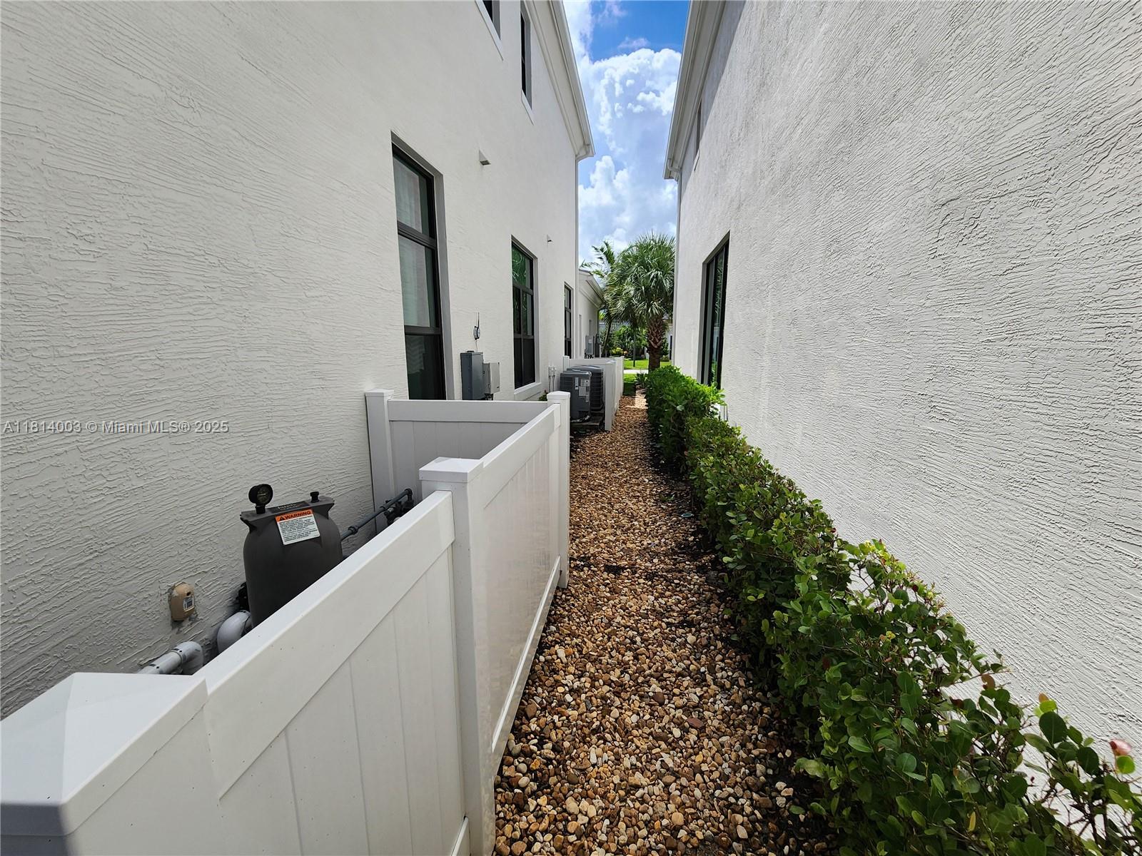 ARTISTRY - Residential Lease