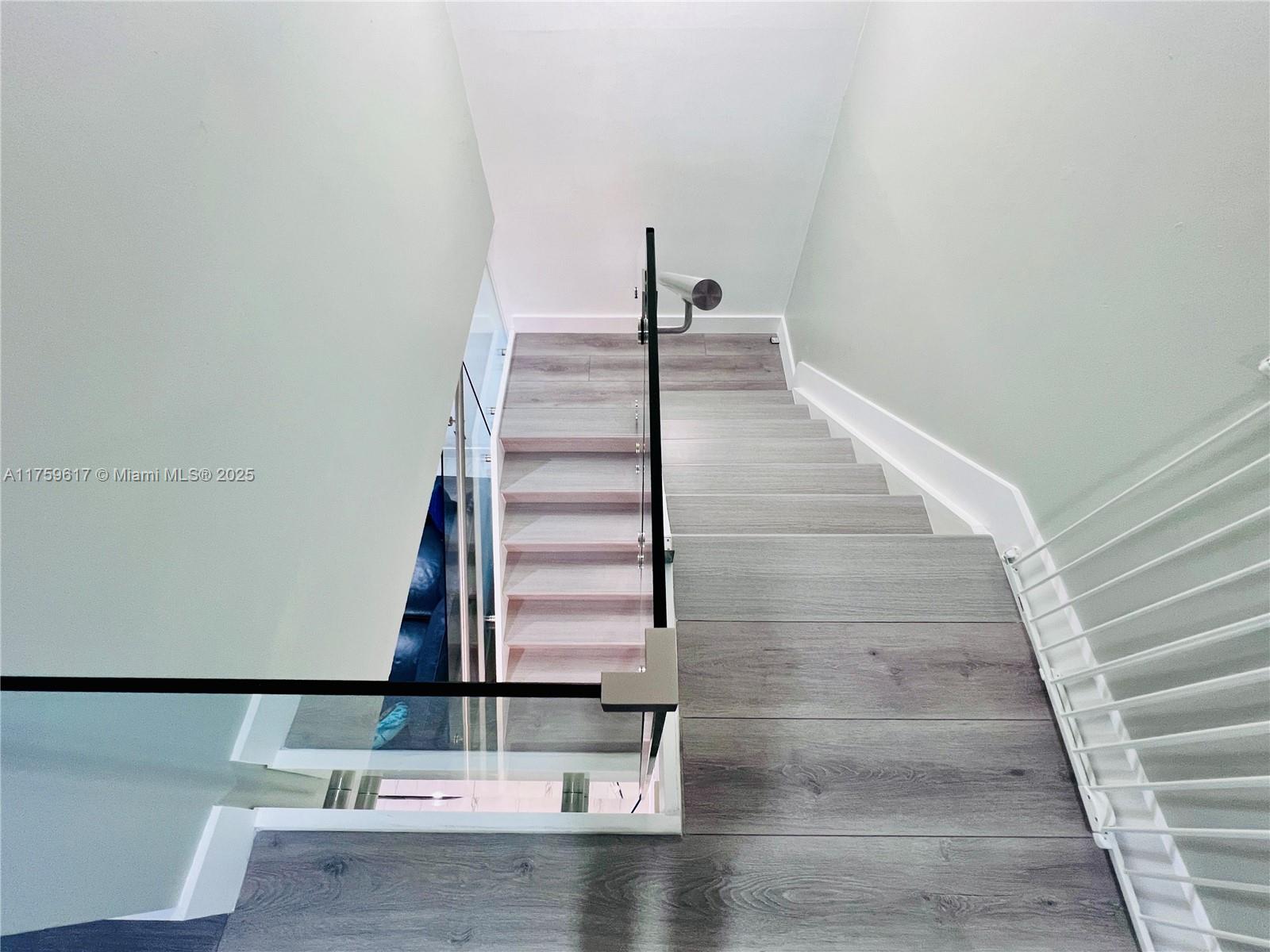 HAWKES BLUFF - Residential