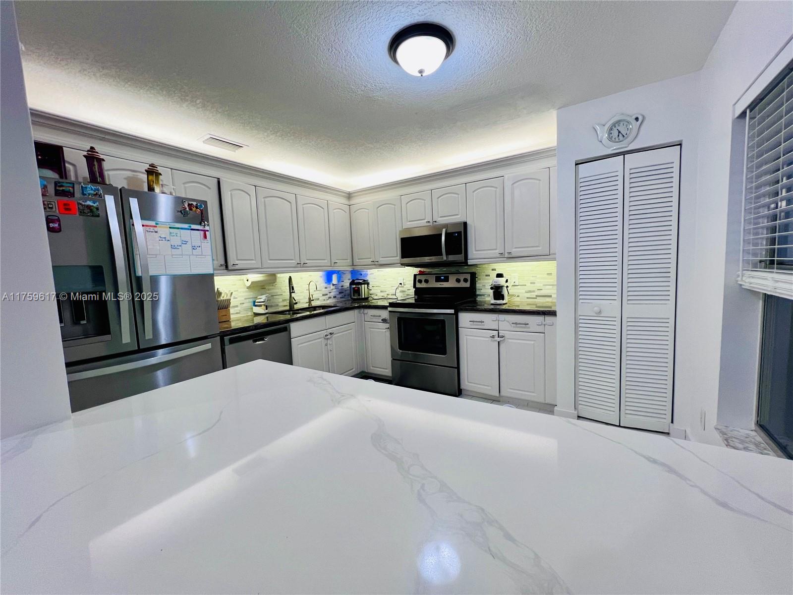 HAWKES BLUFF - Residential