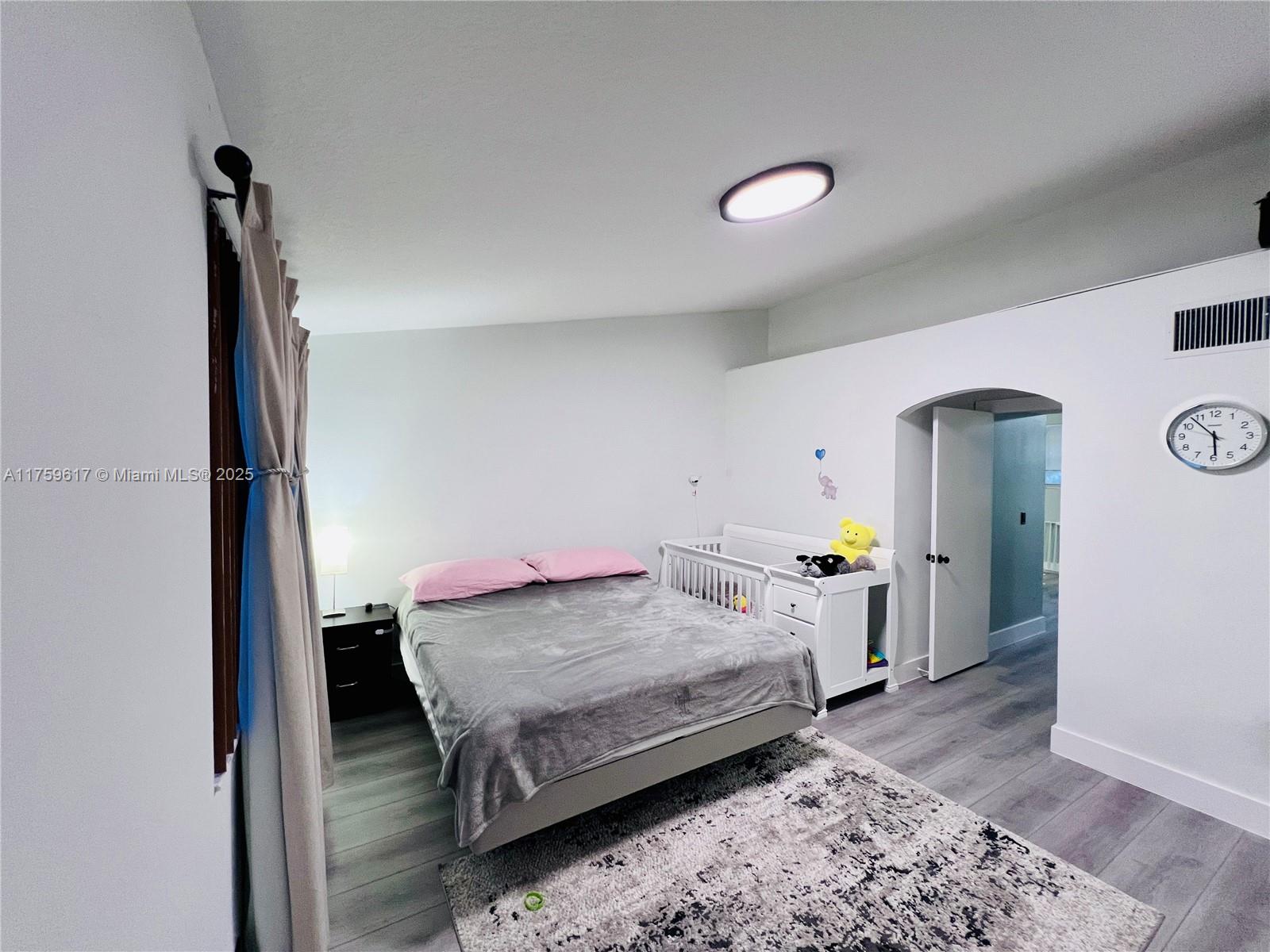 HAWKES BLUFF - Residential