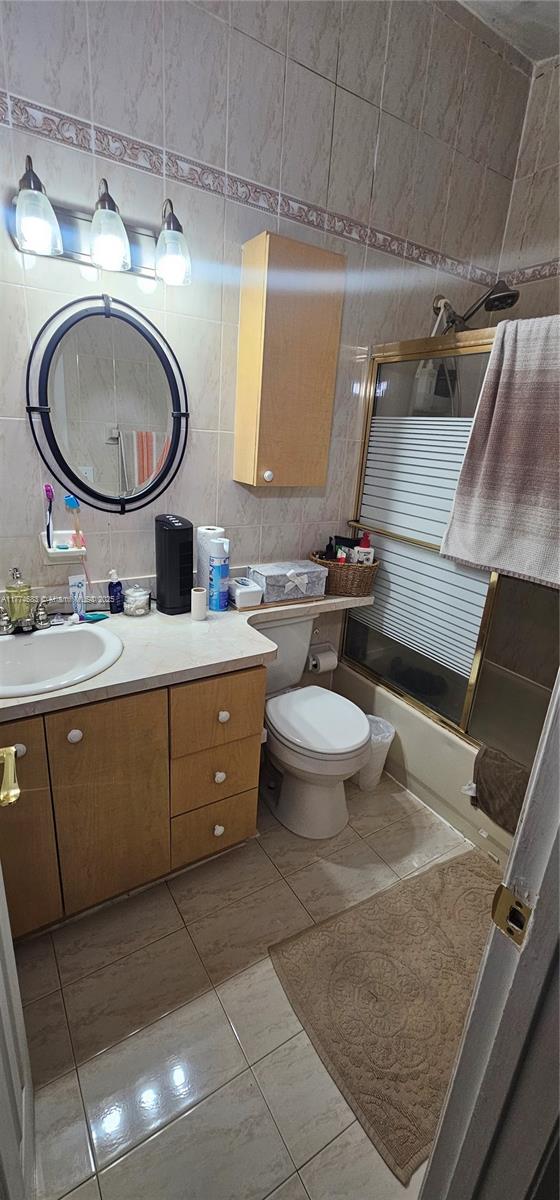 COUNTRY LAKE MANORS SEC 3 - Residential
