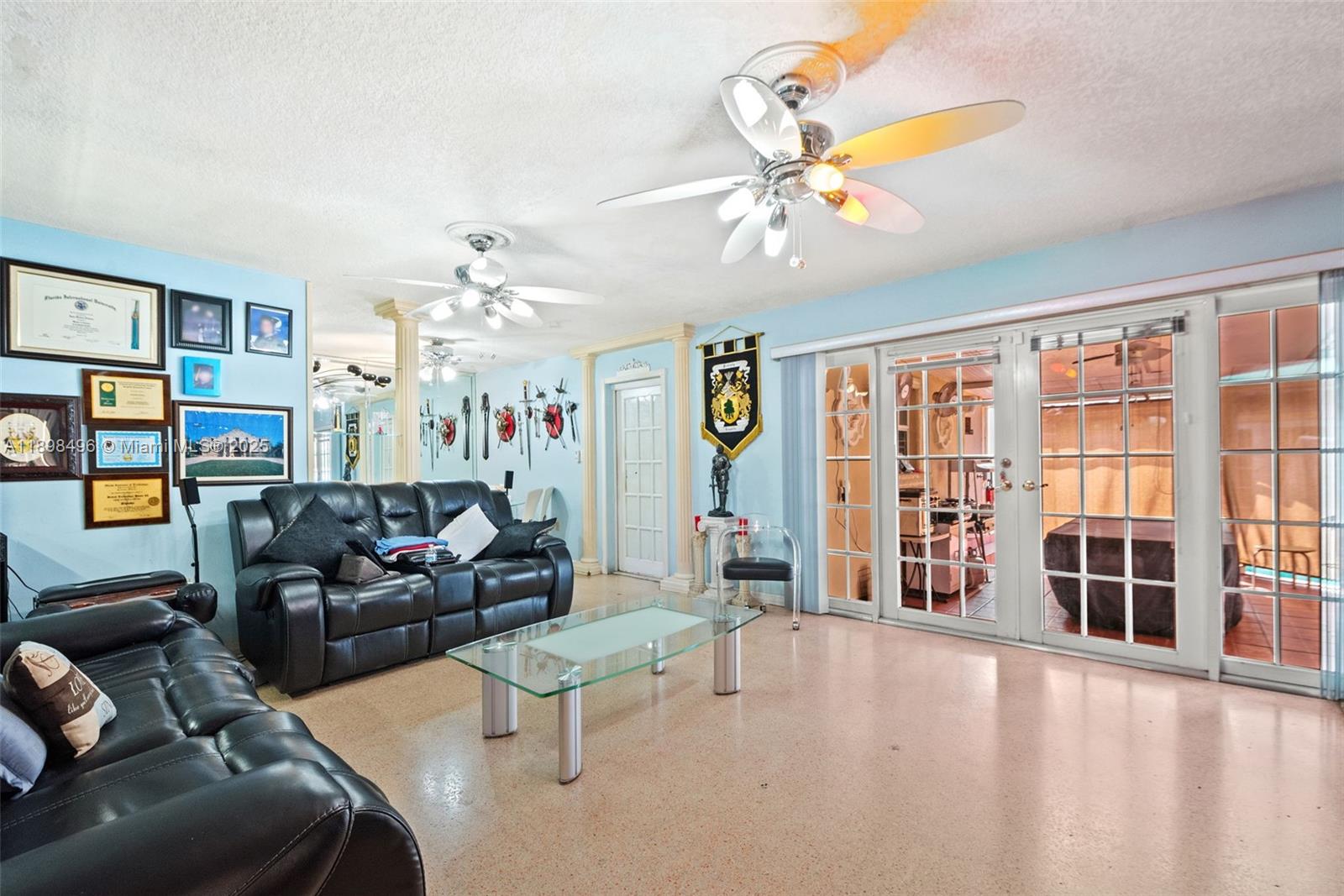 100 E 37th St, Hialeah, FL, 33013/$815,000 4 100 E 37th St