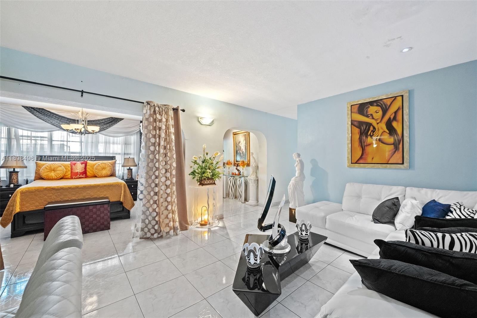 HIALEAH MANORS AMD PL - Residential